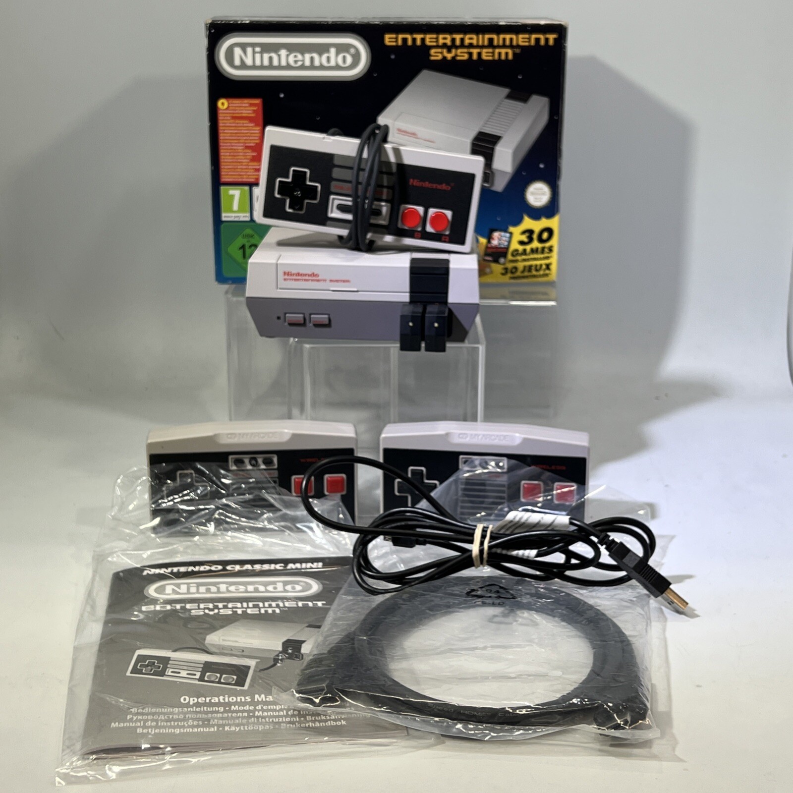 Nintendo NES Classic Edition HDMI Mini Home Console W/3 Controllers Open #ML