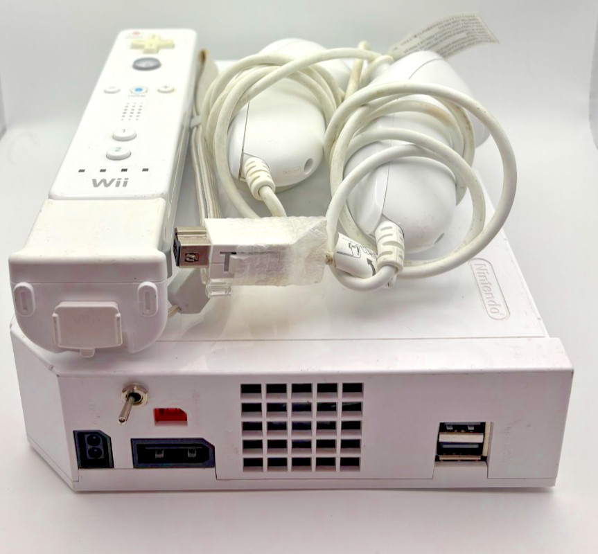 TESTED WII BUNDLE 2x Nunchucks, 1x Motion Adapter, 1x Remote – No Cables/Sensor
