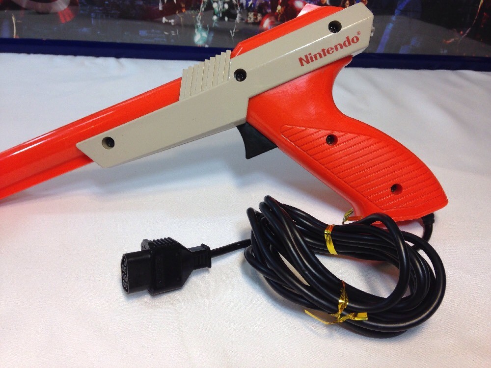 Nintendo NES Console W Super Mario Bros 1 2 & 3 Zapper Gun NEW 72 PIN WARRANTY