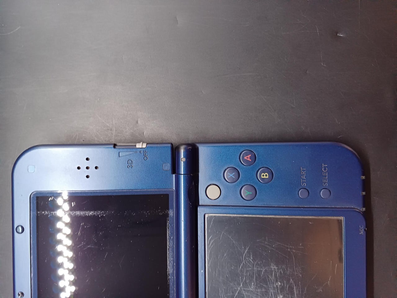 New Nintendo 3DS XL (LL) RED-001 with Charger Included Retro Gaming A2542