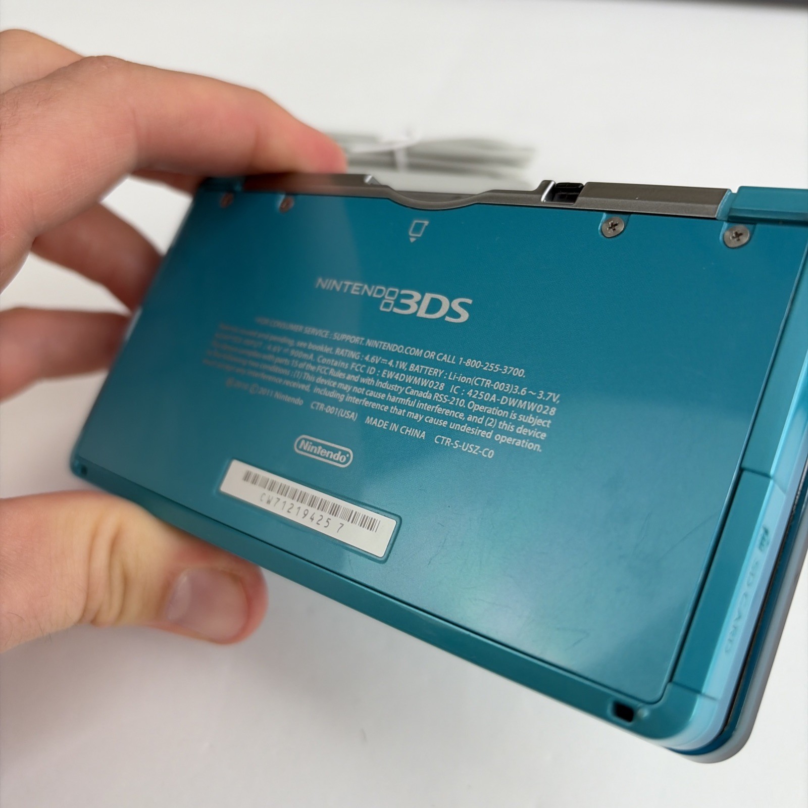 Nice! Nintendo 3DS Handheld Video Game Console Aqua Blue CTR-001 (USA) W Charger