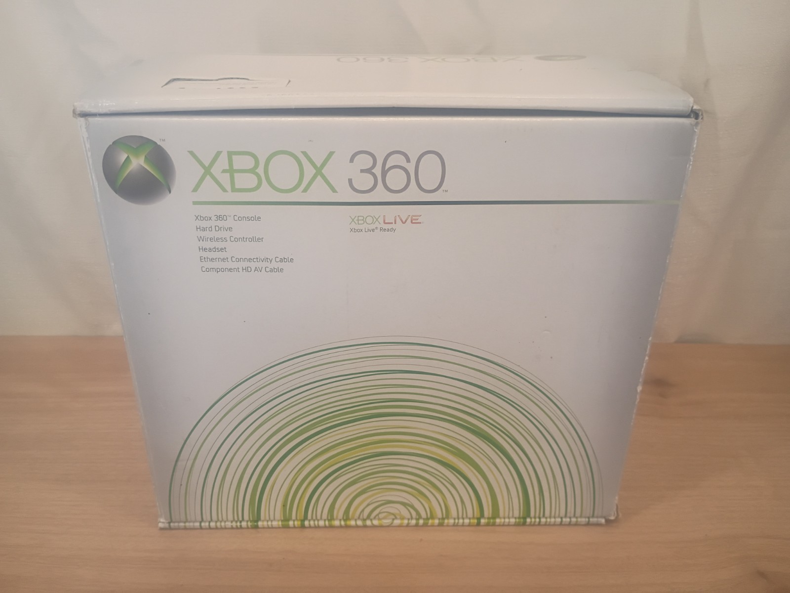 White Xbox 360 With Box + Cables + Papers Disc Tray Does Not Open