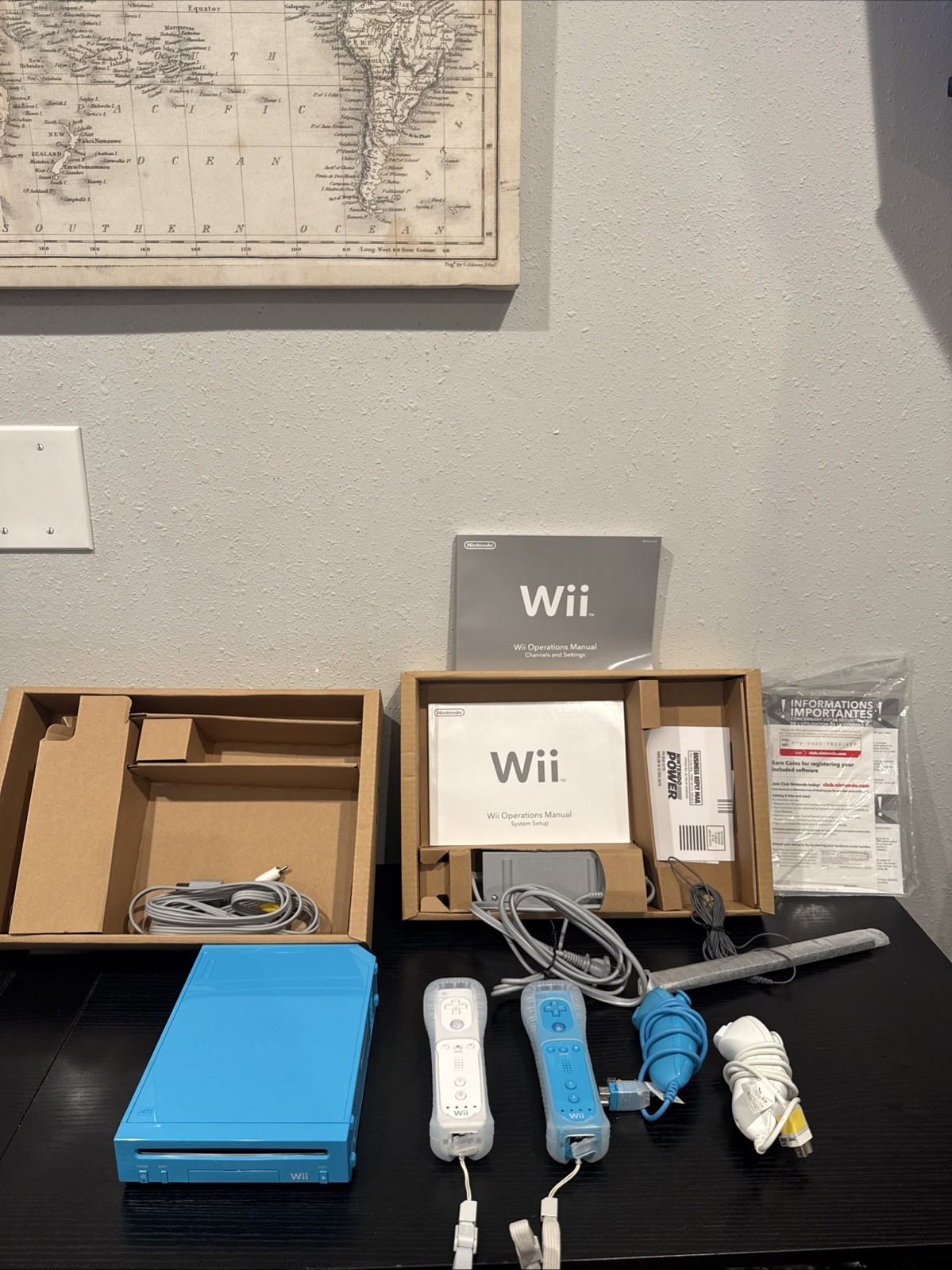 Blue Limited Edition Nintendo Wii CONSOLE & Box Cables Controllers,+Wii Sports