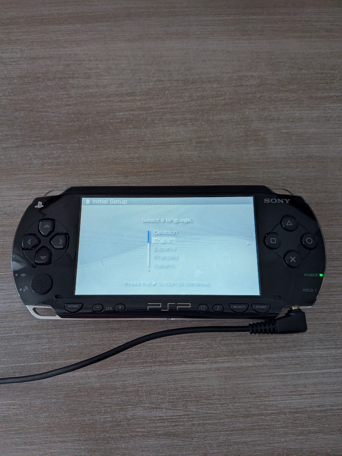 Sony PSP-1001 Console, Case, Charger, 1GB MagicGate, 7 Games, No Battery GREAT!