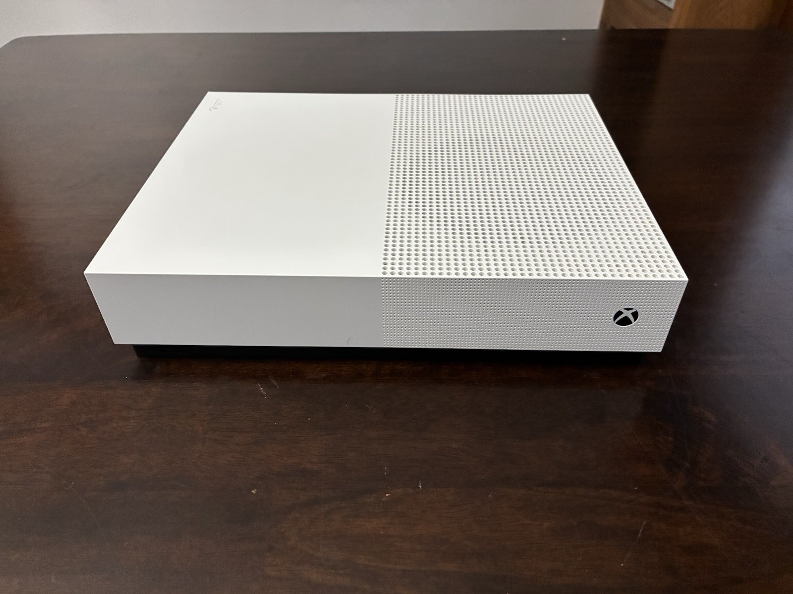 Microsoft Xbox One S All Digital 1TB Console Only White TESTED & WORKING