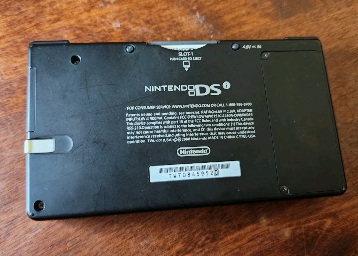 Nintendo DSi TWL-001 Black Bundle Super Mario 64 DS *NO CHARGER*