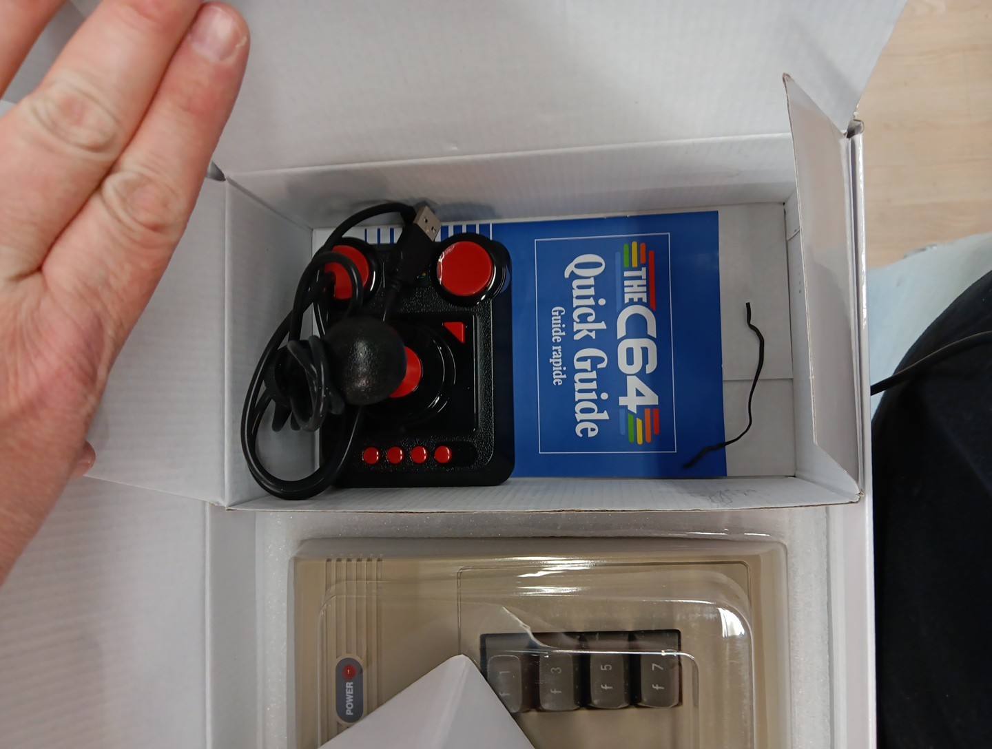 Retro Games C64 Maxi full size COMPUTER !! SUPER CLEAN USED ONLY ONCE!
