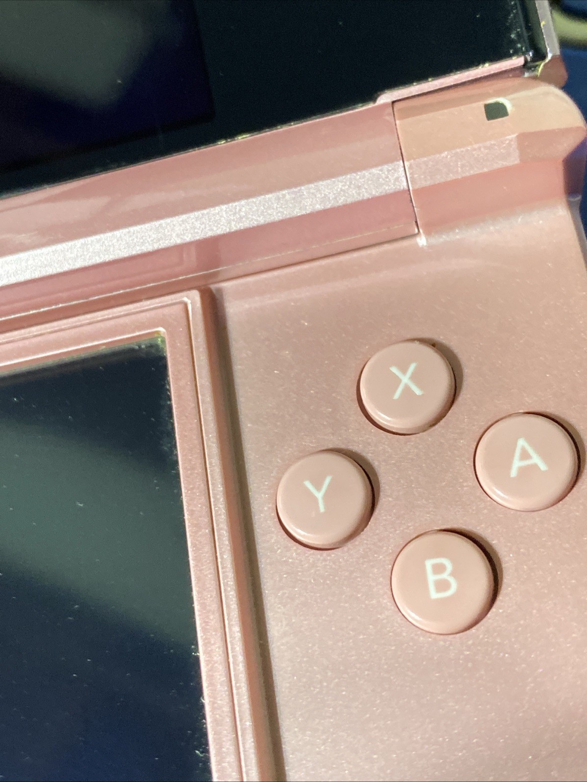 Nintendo 3DS “Pearl Pink” OEM Charger, 2GBcard, Mario tennis game. tested A-1