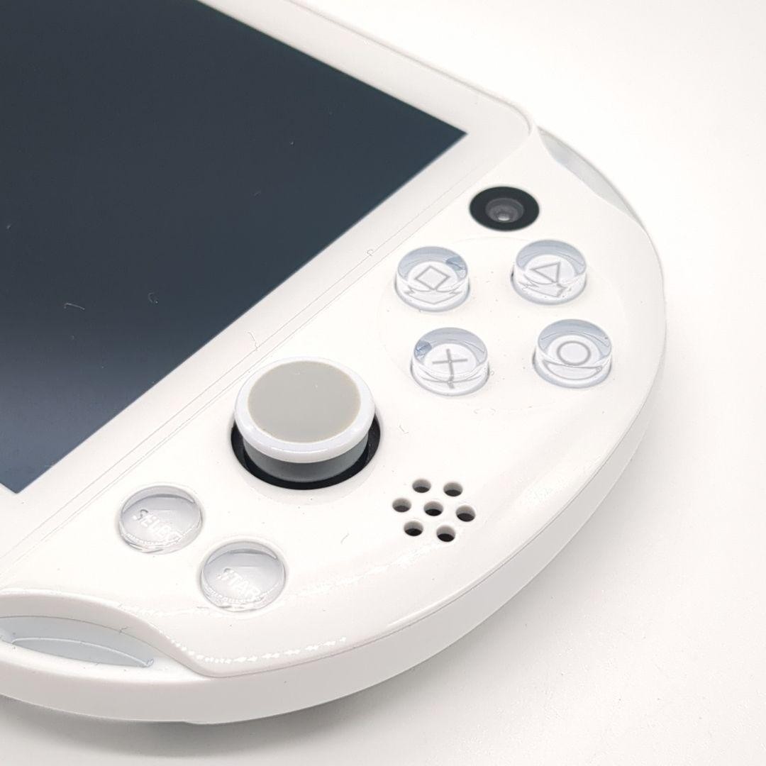Excellent Condition PS Vita Wi Fi Model White PCH 2000 ZA12