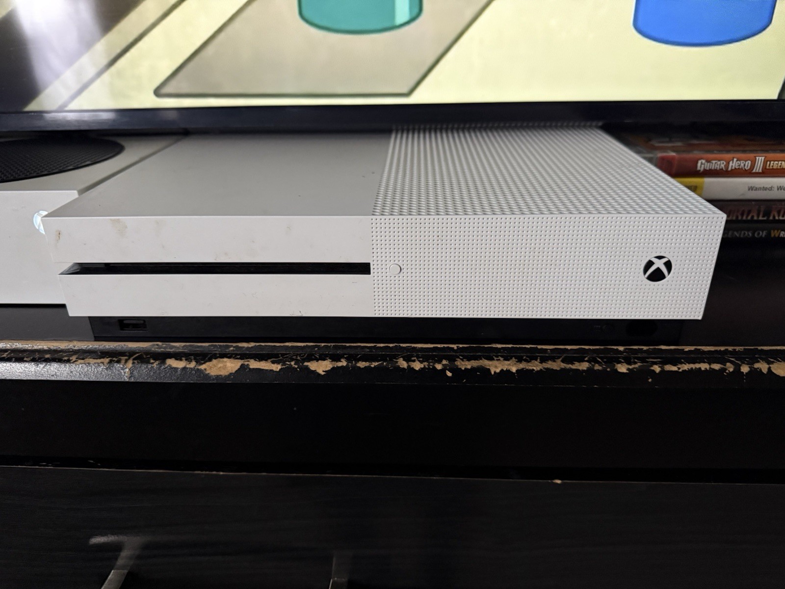 Xbox One S W/ Fusion Controller & Standard Controller. Battery Pack. All Cords.