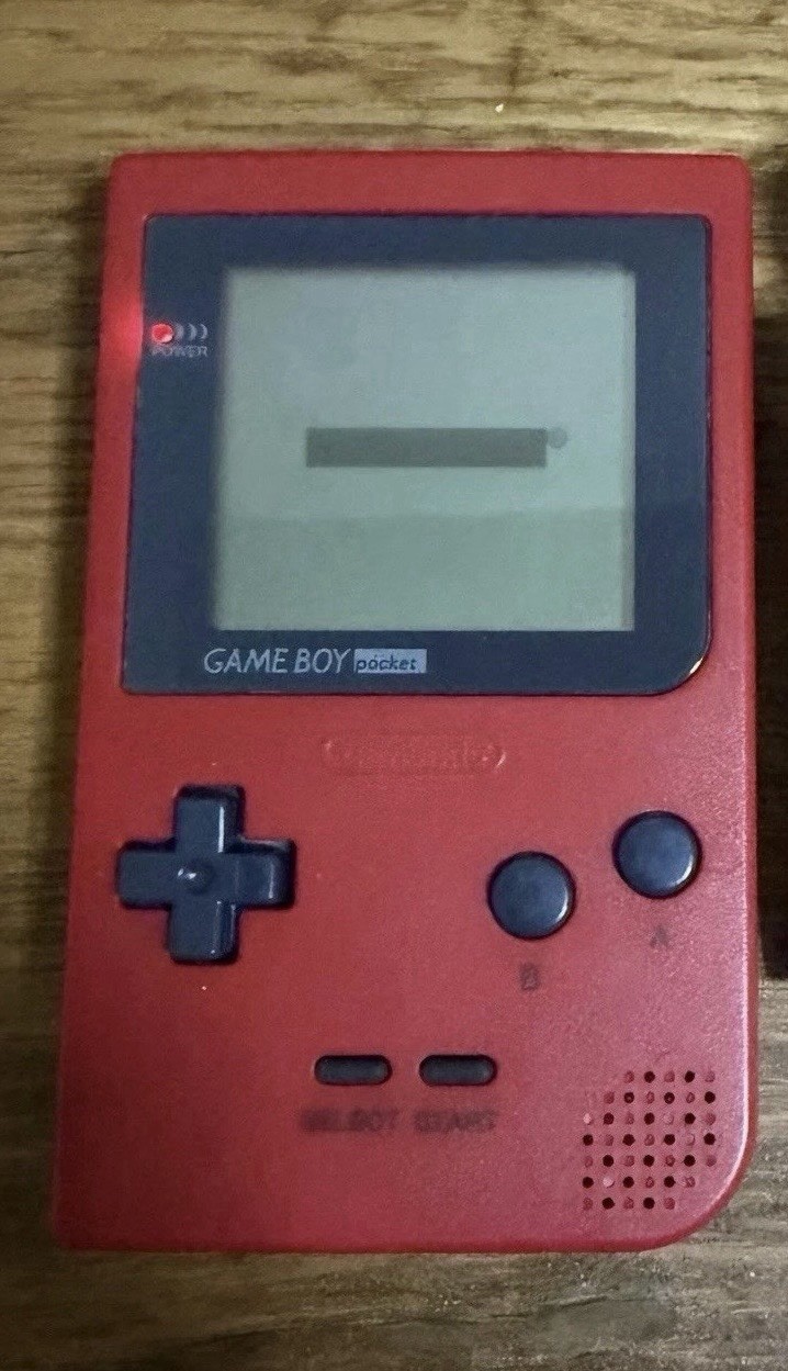 Gameboy Pocket Red