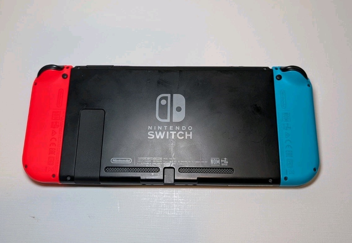 Nintendo Switch V1 Console Neon Red/Blue Joy-Con Dock, Adapter, Case – Excellent