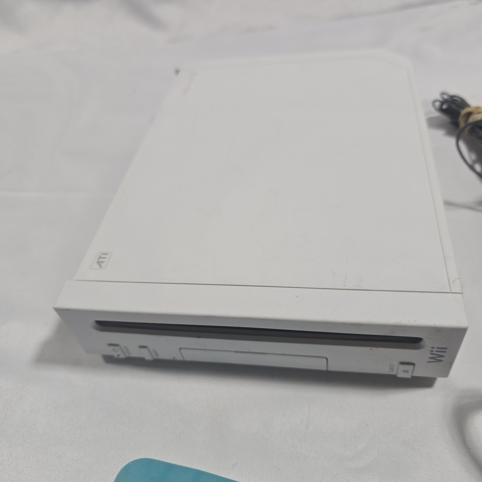 Nintendo Wii White Console Gamecube Compatible RVL-001 USA Bundle Lot