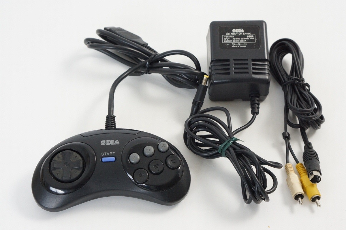 Mega Drive 2 SEGA Console System Boxed HAA-2502 Tested A3043241