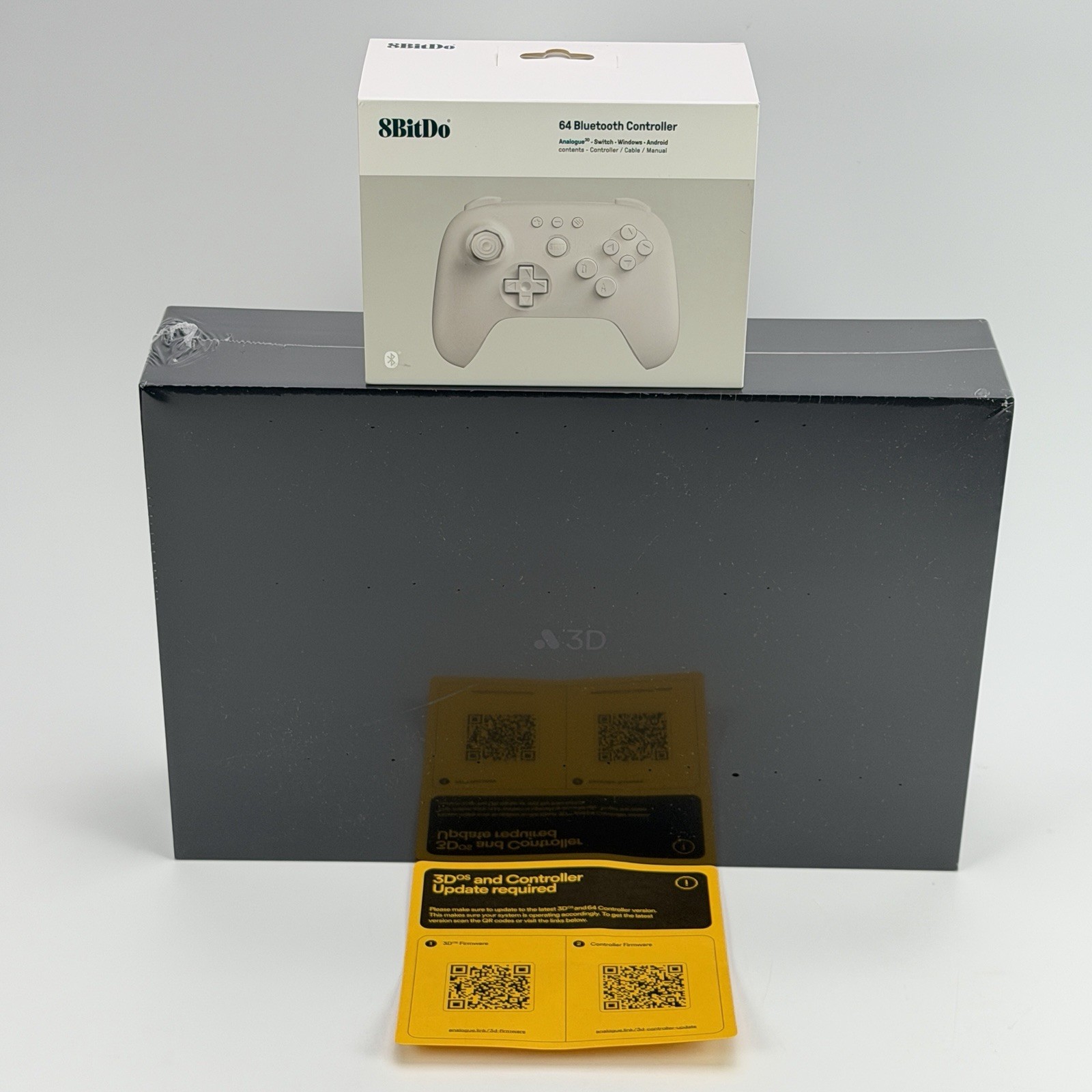 Analogue 3D Black Console Nintendo 64 N64 + White 8BitDo Bluetooth Controller