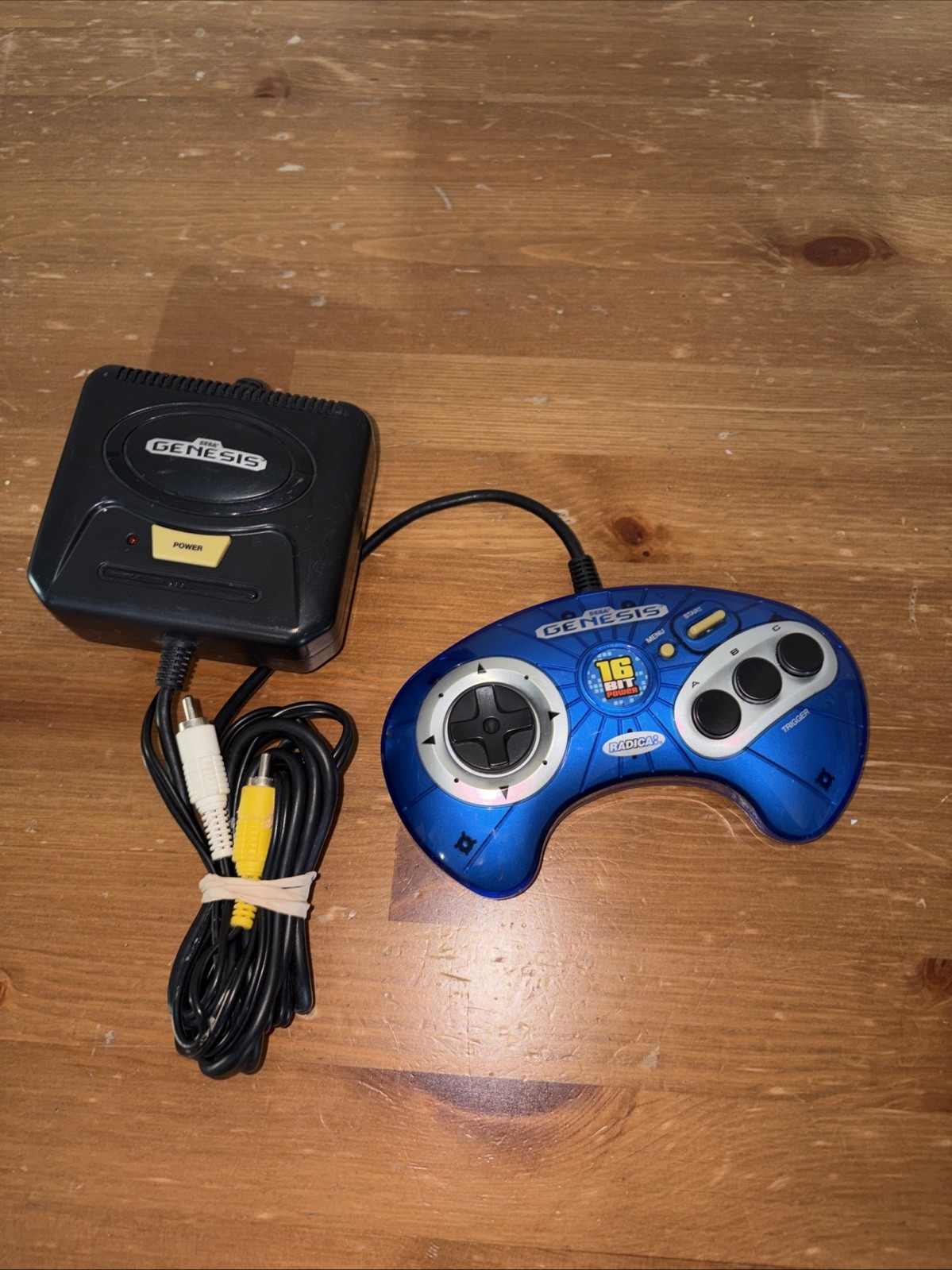 Radica SEGA GENESIS 16-Bit Power Mini Console 6 In 1 Plug N Play System TESTED