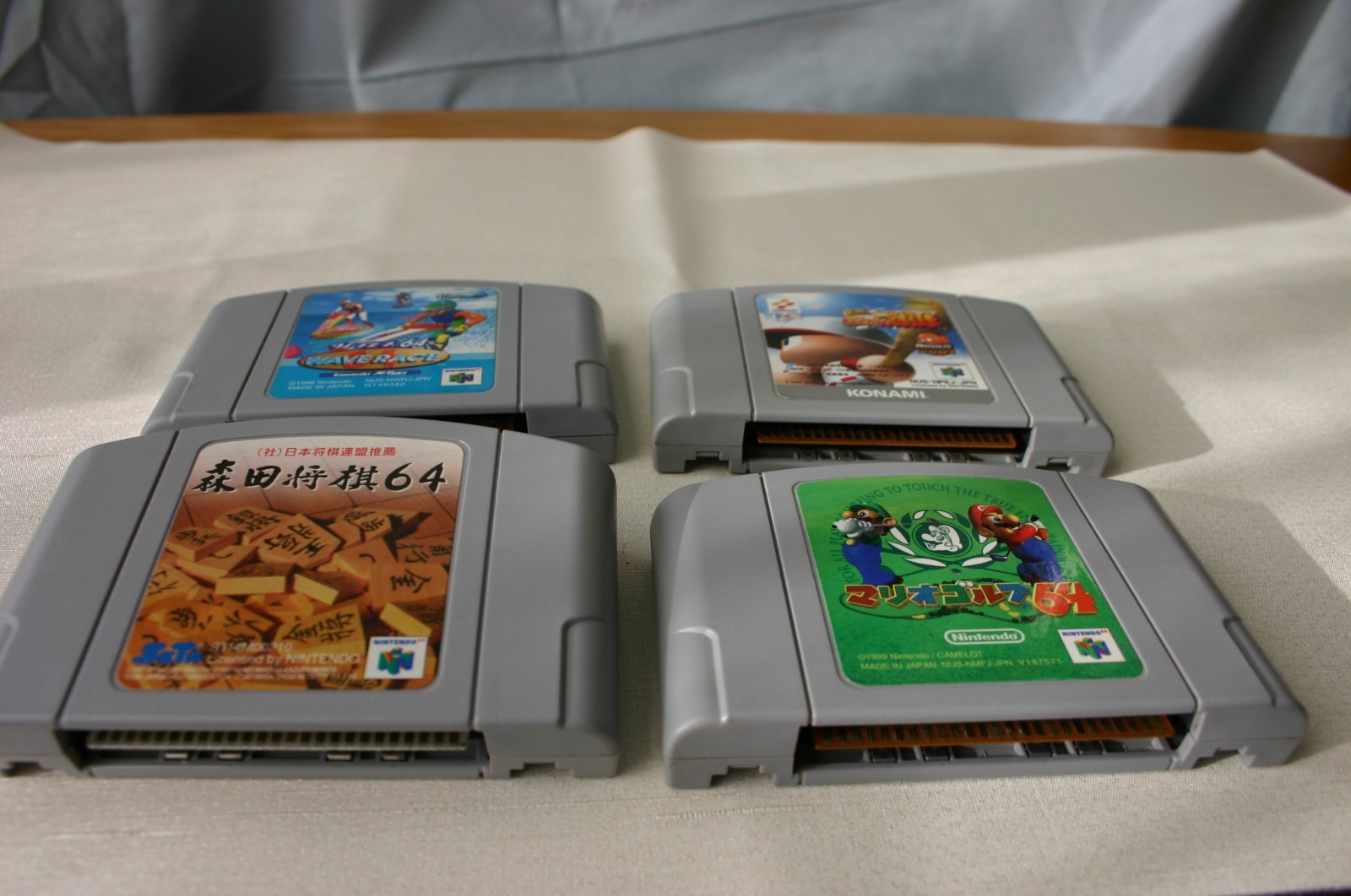 Nintendo64 Console Complete Set with Mario Golf64 /Japan Ver. 100V