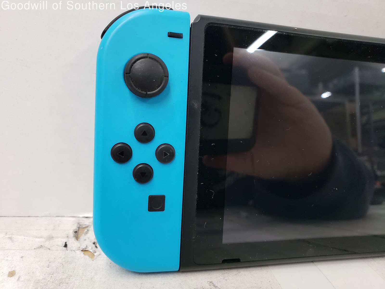Nintendo Switch Red & Blue Console Model HAC-001 Bundle w/ BoTW, Tested Working