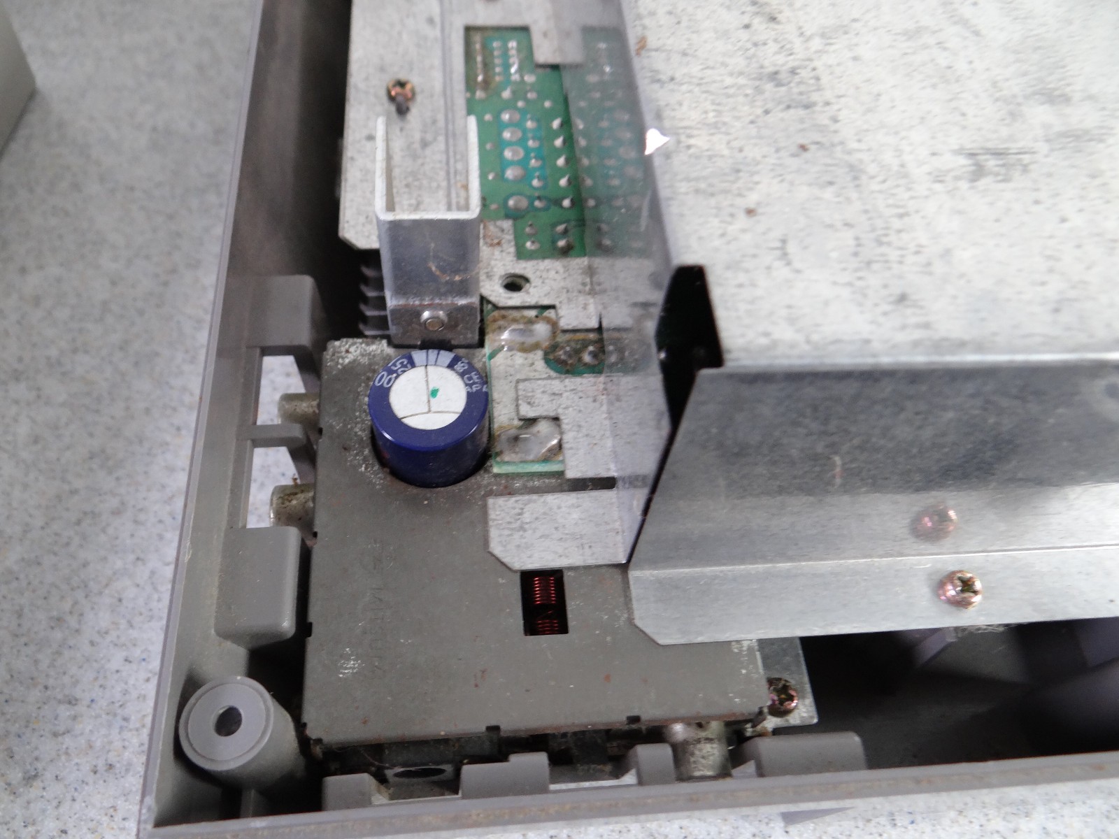 Nintendo Entertainment System Console Only – (NES, 1983) [PARTS OR REPAIR]