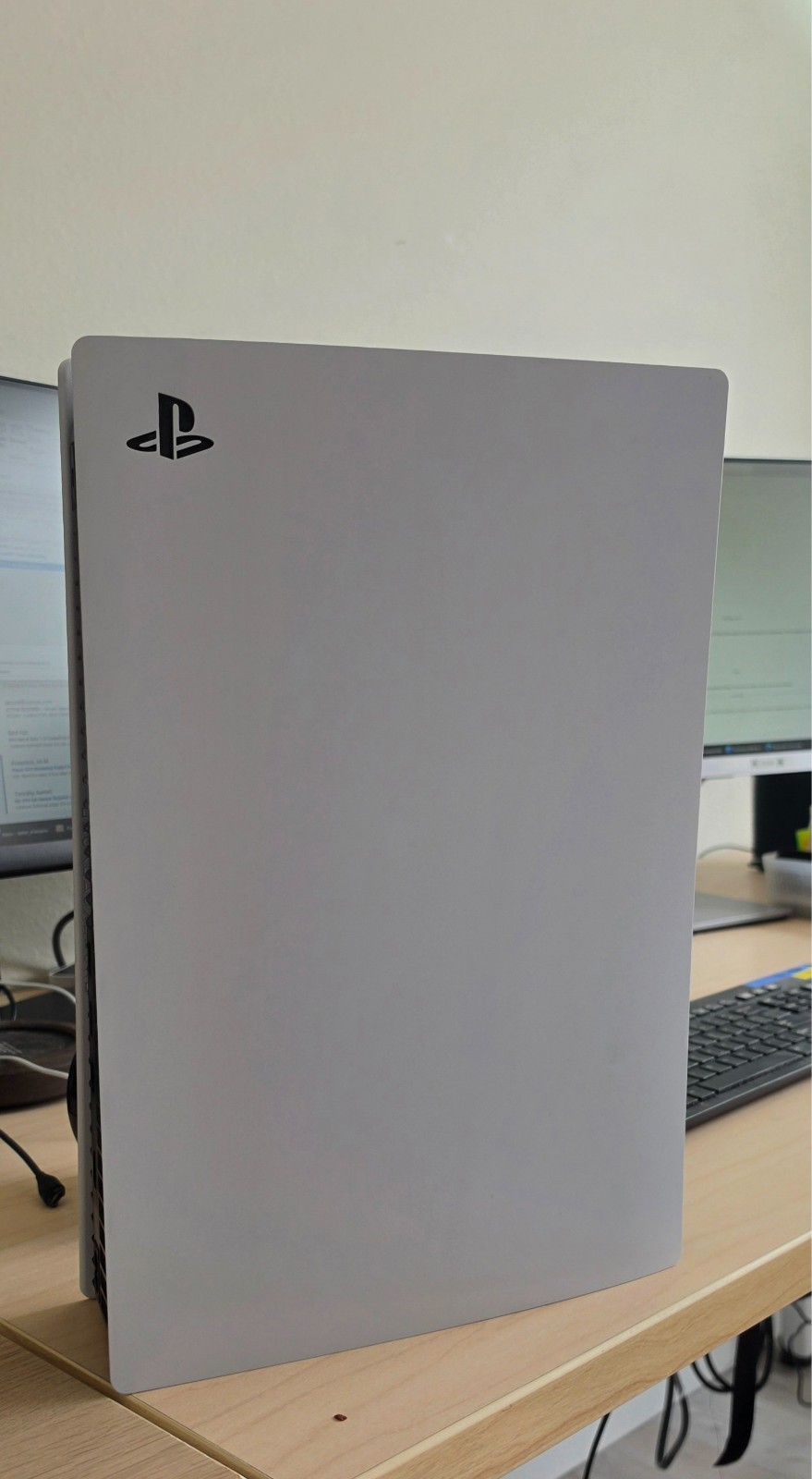 Playstation 5 disc ps5 digital console – bundle w/ games + controllers and more!