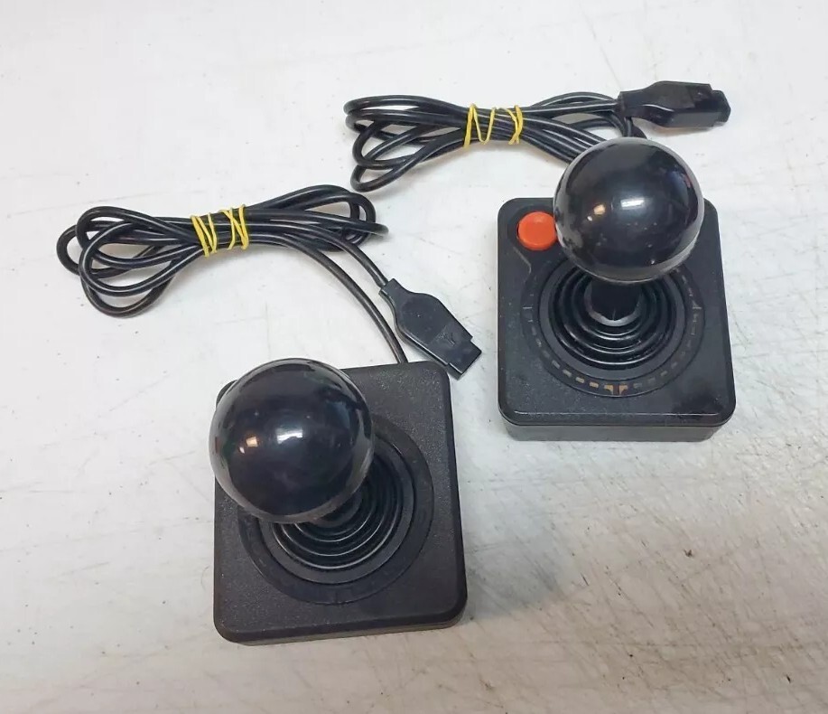 Atari 2600 Console w/Hookups, OEM Controllers & 7 Games – Lot #3 *Read*
