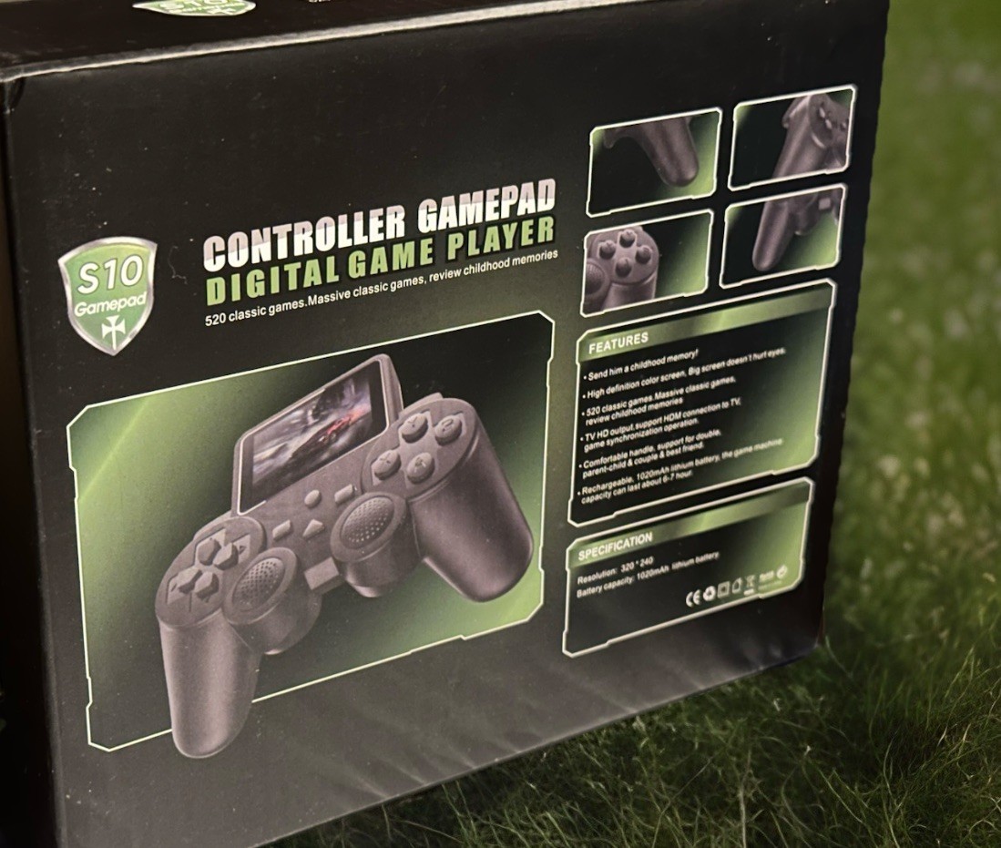 Retro Games CONTROLLER W BUILT-IN SCREEN & SPEAKER Video Game Console Wireless