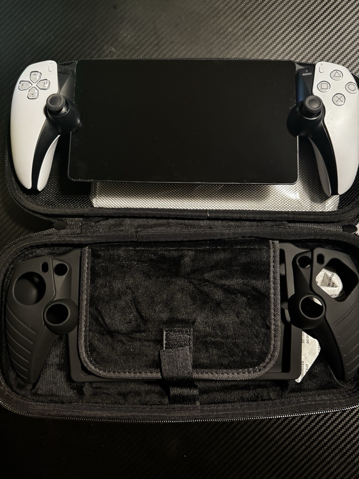 Sony PlayStation Portal Remote Player Handheld for PS5 White/Black + Case