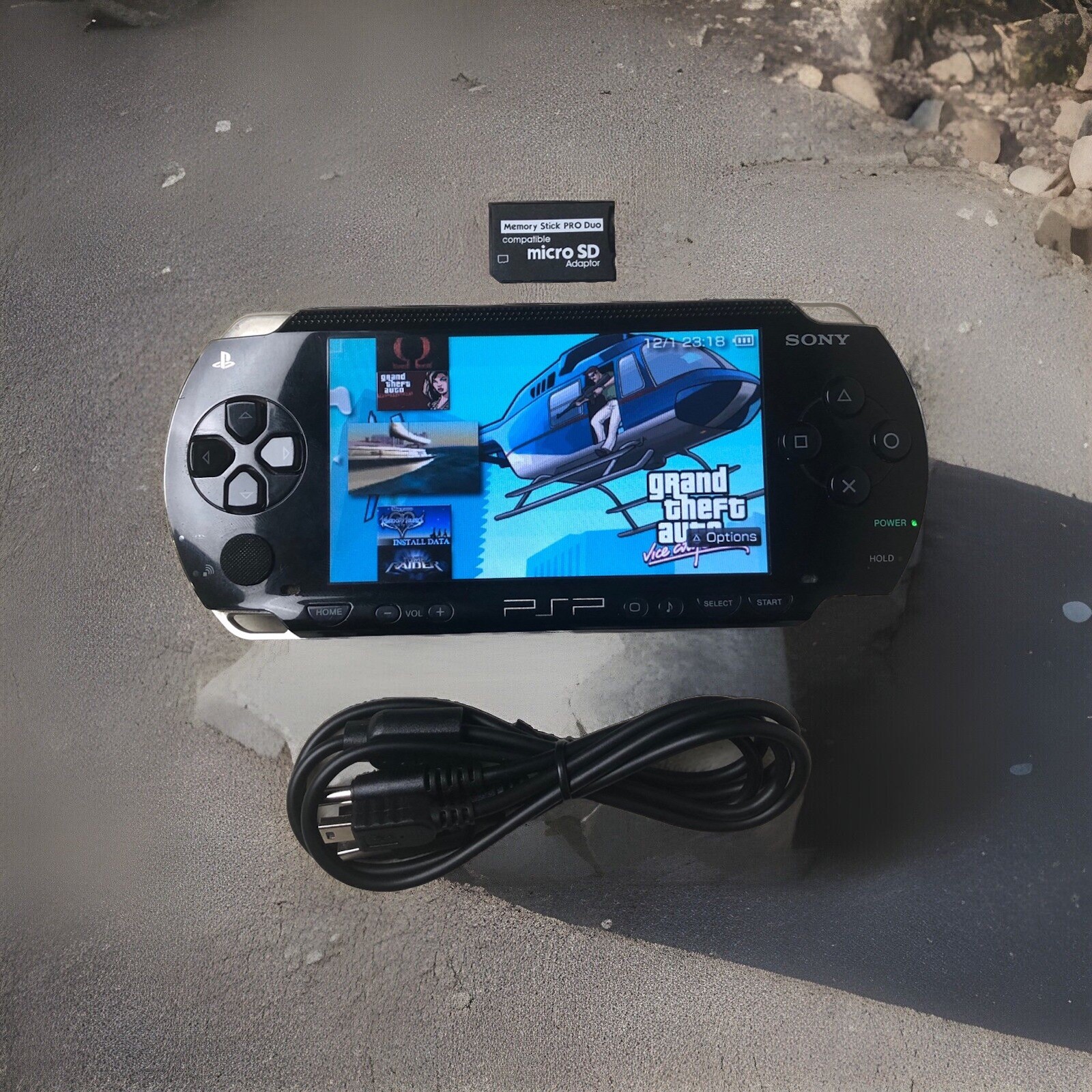 Sony PlayStation Portable Value Pack – Black (PSP-1001K)