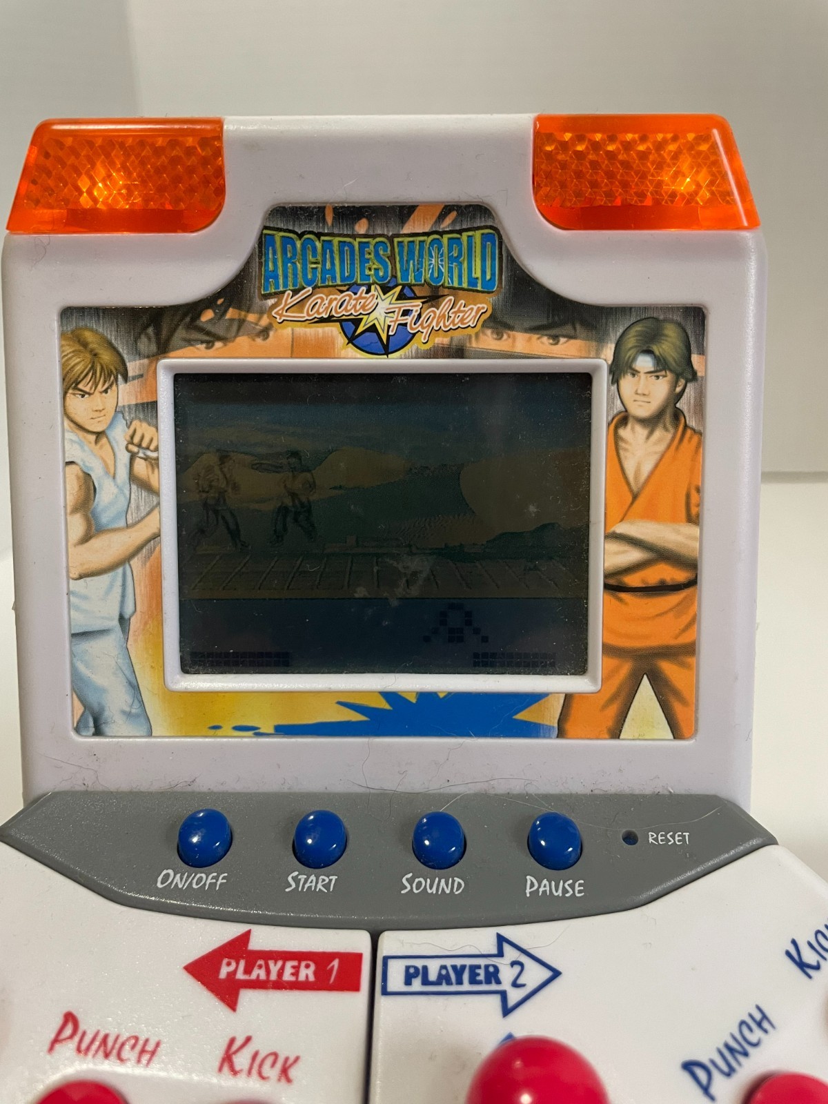 Arcades World Karate Fighter Small Game Console