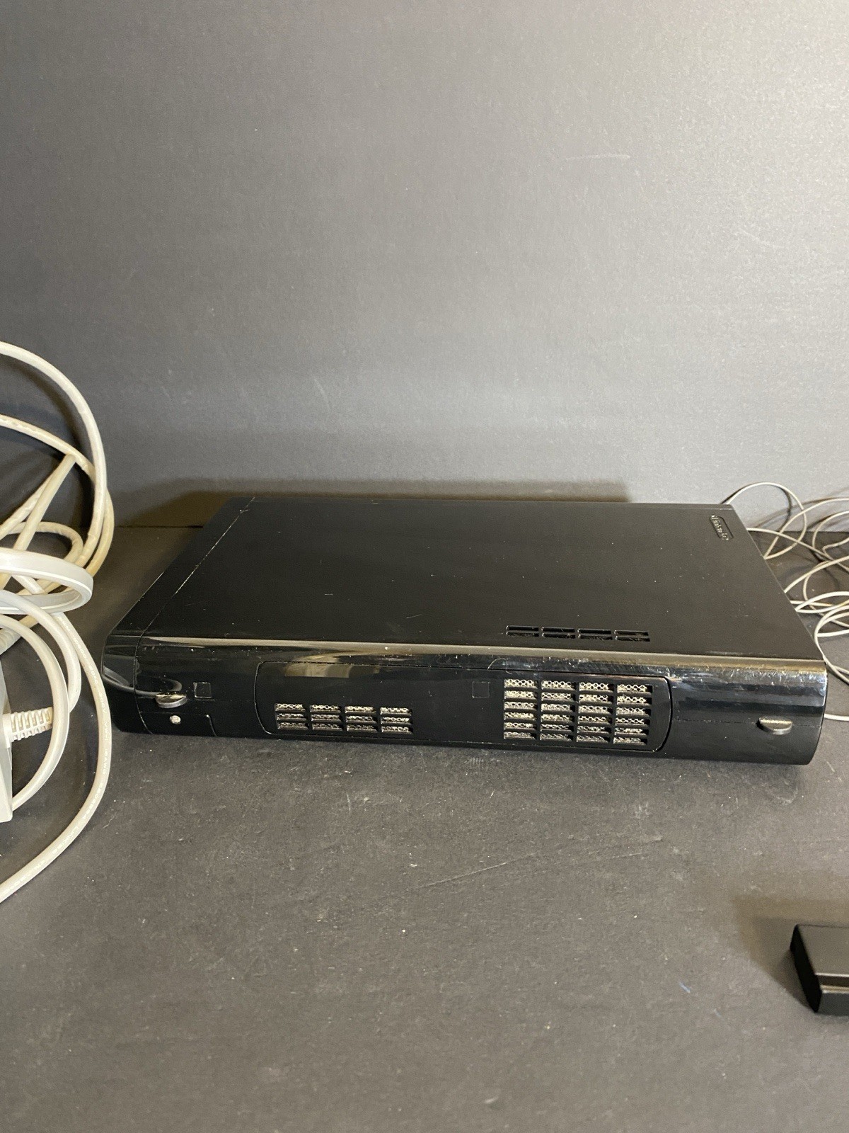 Nintendo Wii U WUP-101(02) Black Home Console only 32GB Works Great With Cables