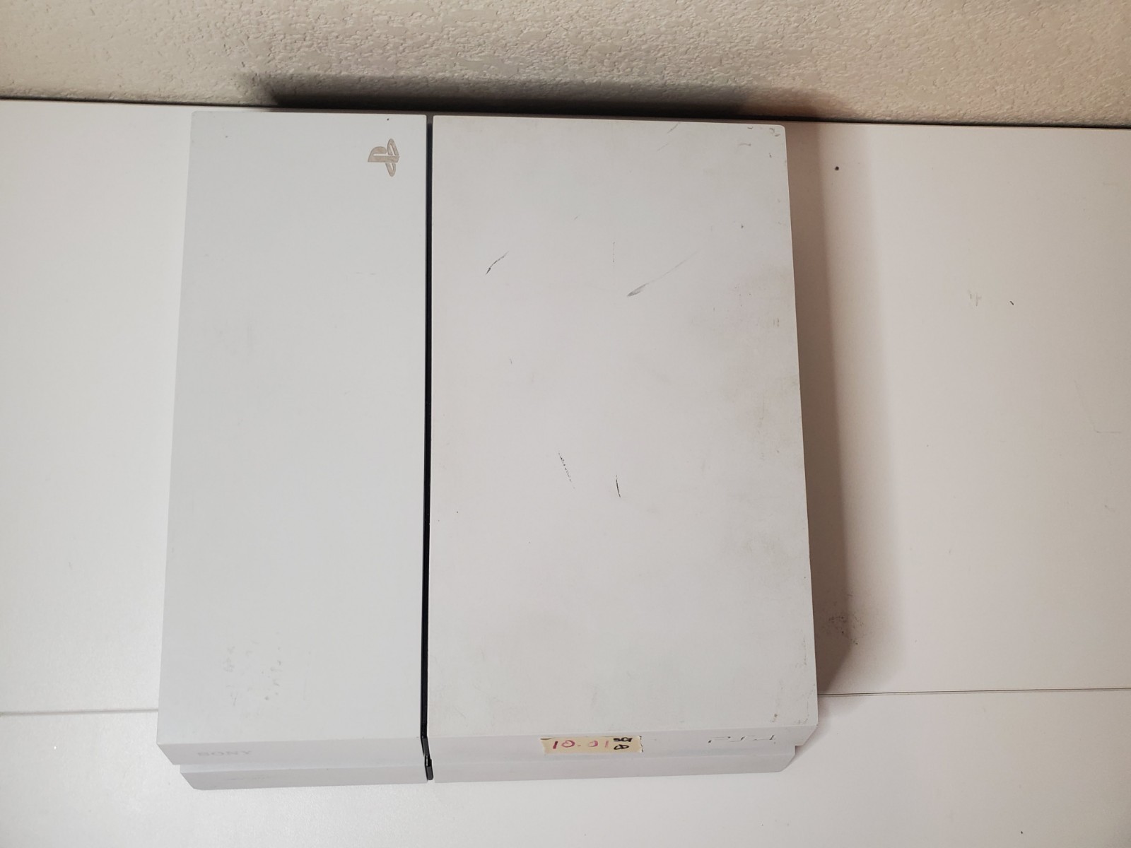 PS4 White Low Firmware 10.01