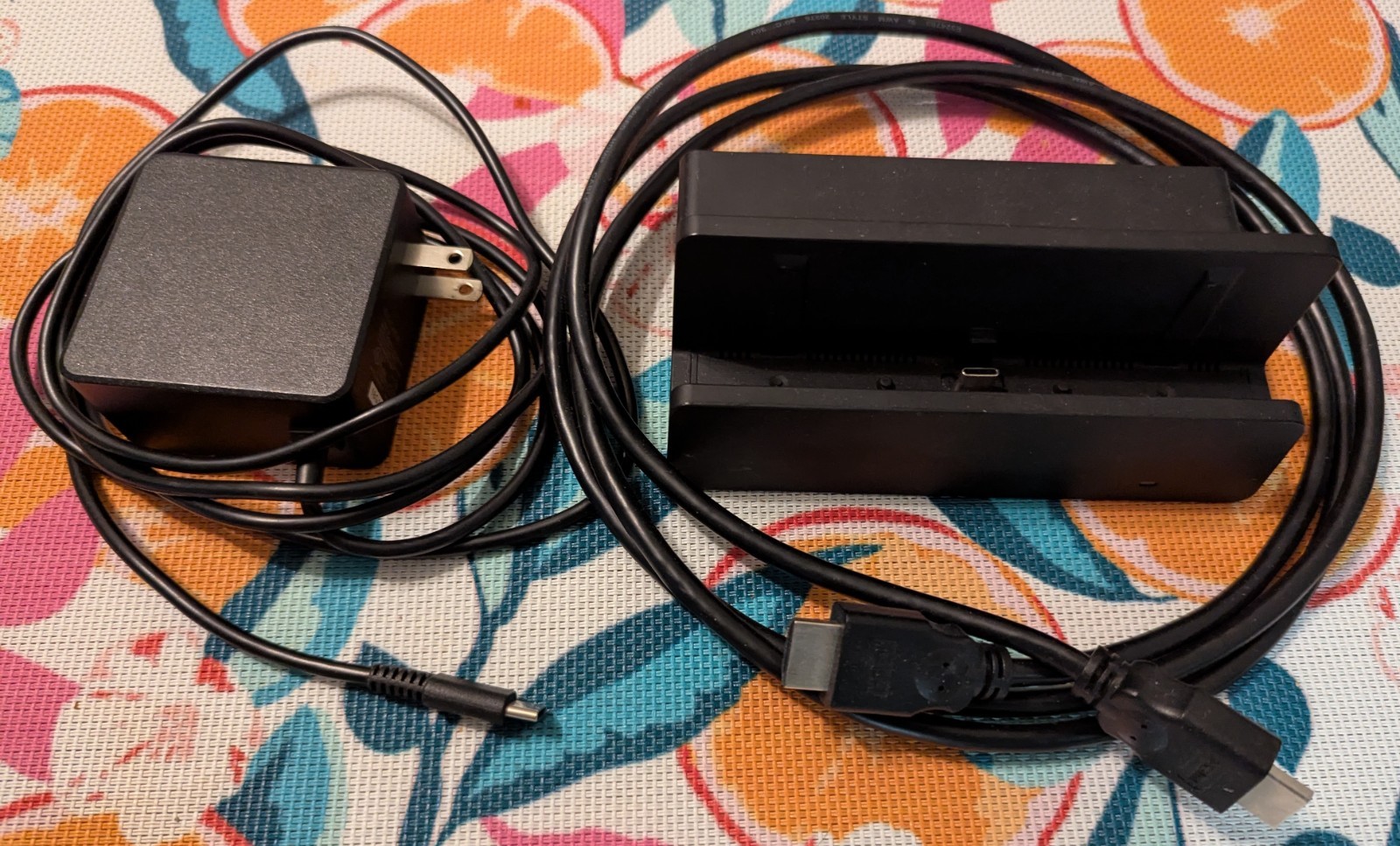 V1 Nintendo Switch (HAC-001) Unpatched with Extra Accessories Bundle