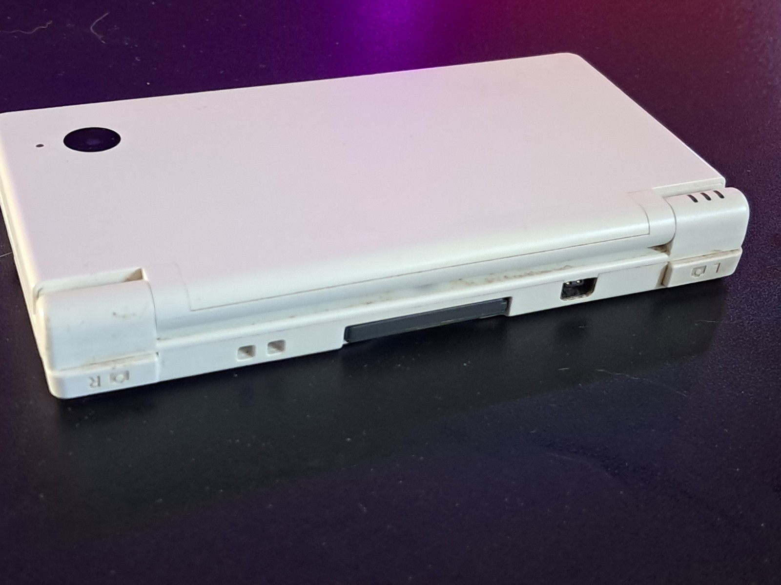 Nintendo DSi White Complete and Working + Original Boutique Style Game