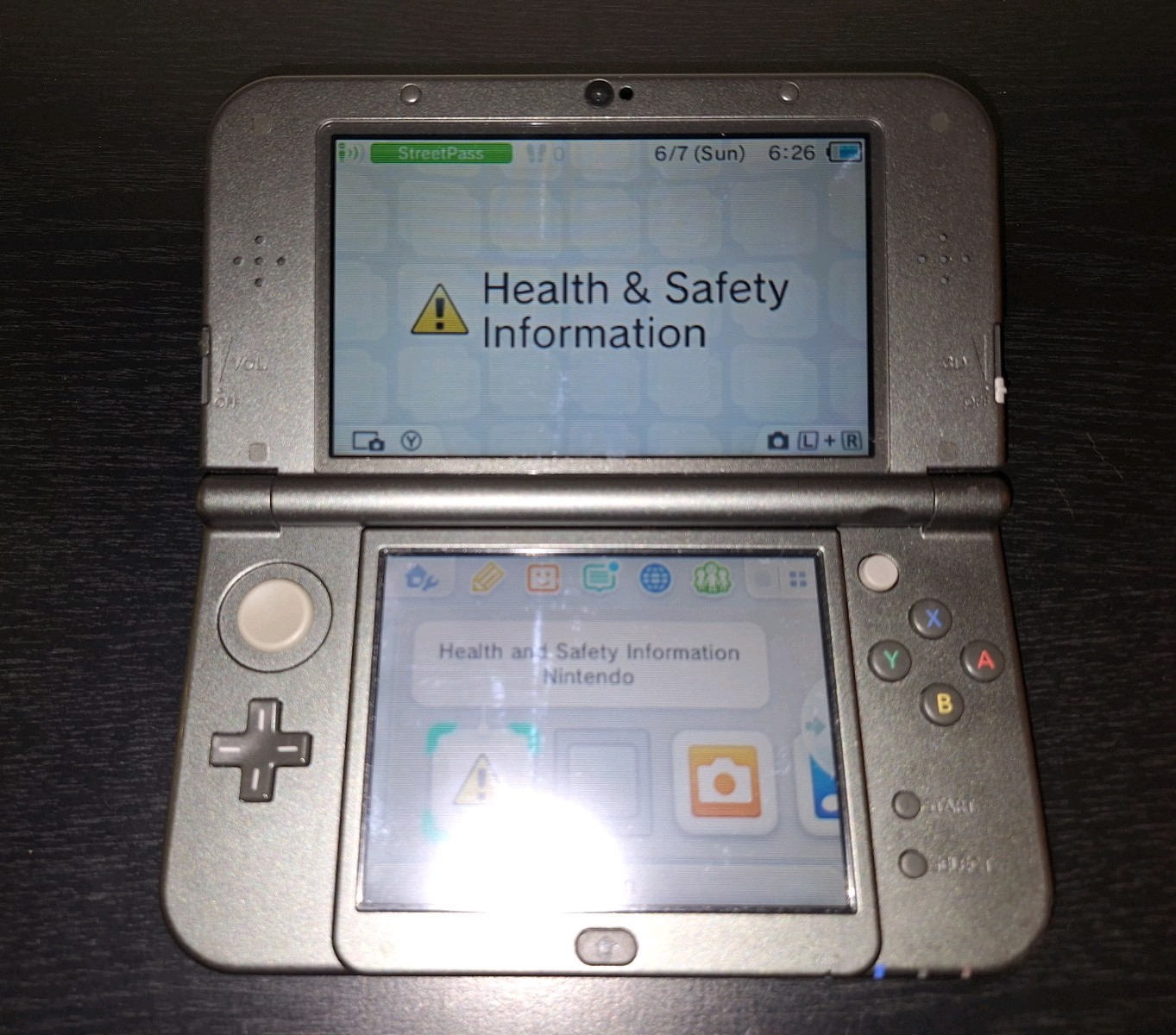 New Nintendo 3DS XL Legend of Zelda: Majora’s Mask Edition System CIB