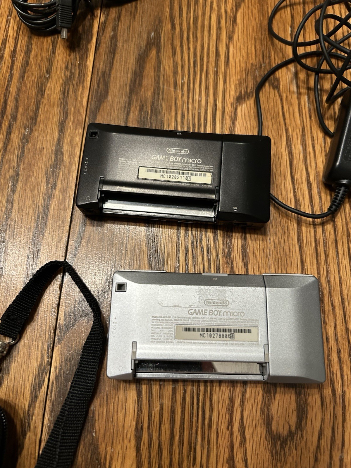 Nintendo Gameboy Micro Handheld Console Silver/Black TESTED Black System DOESNT