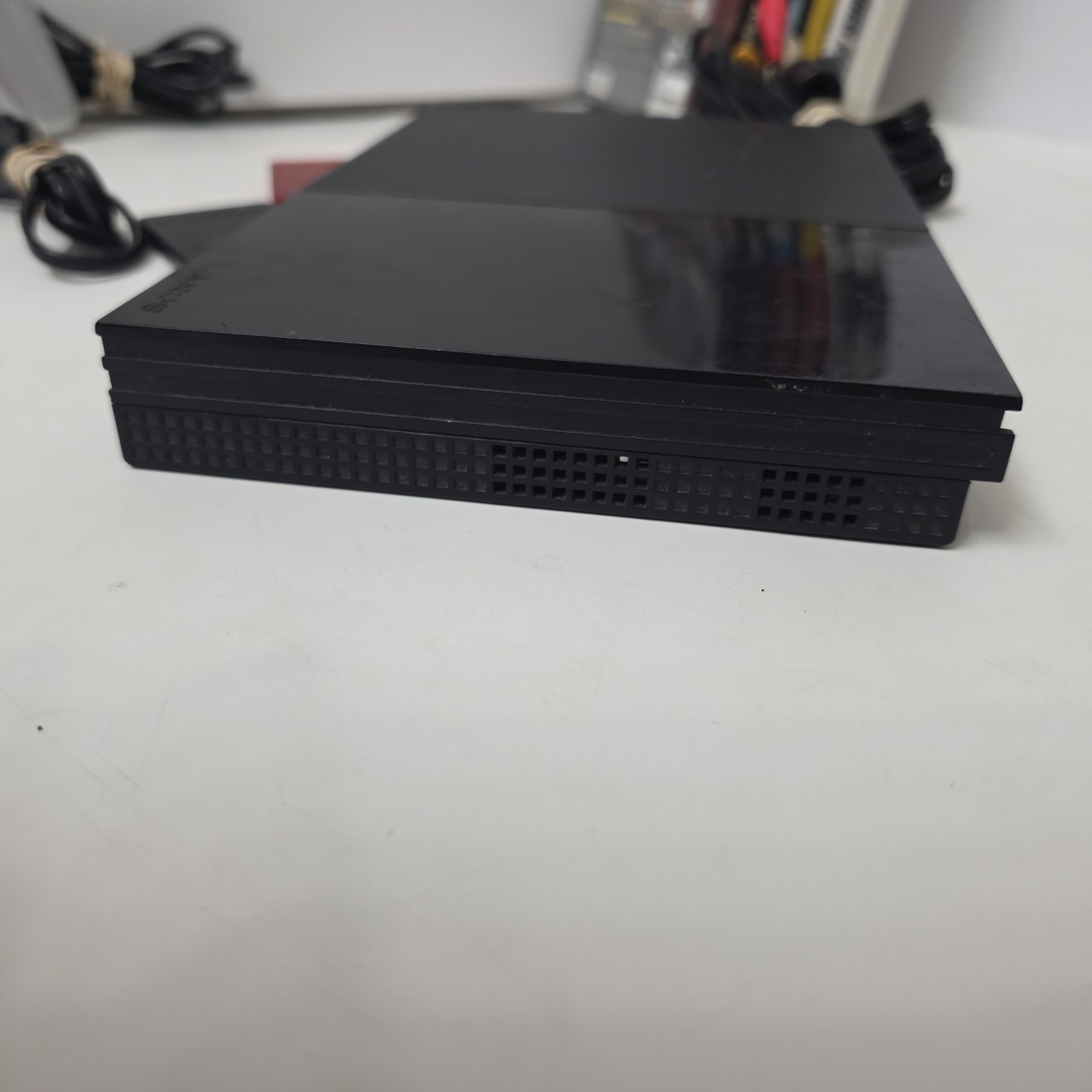 Sony PlayStation PS2 Slim Console 90001 Bundle Two 8 MB Controller + 6 Games