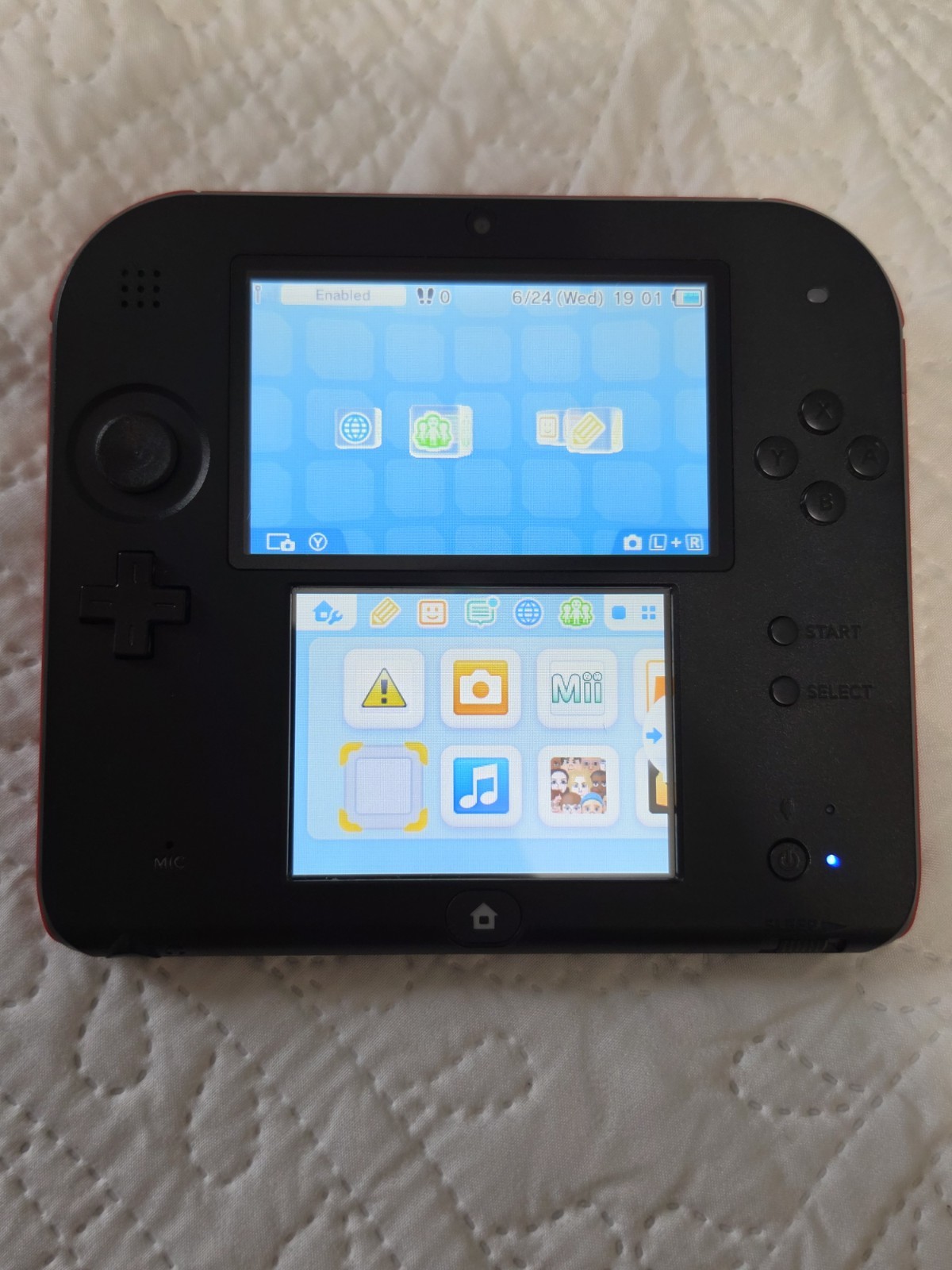 Nintendo 2DS Tested/Working Launch Edition Crimson Red System W/ Sd No Charger