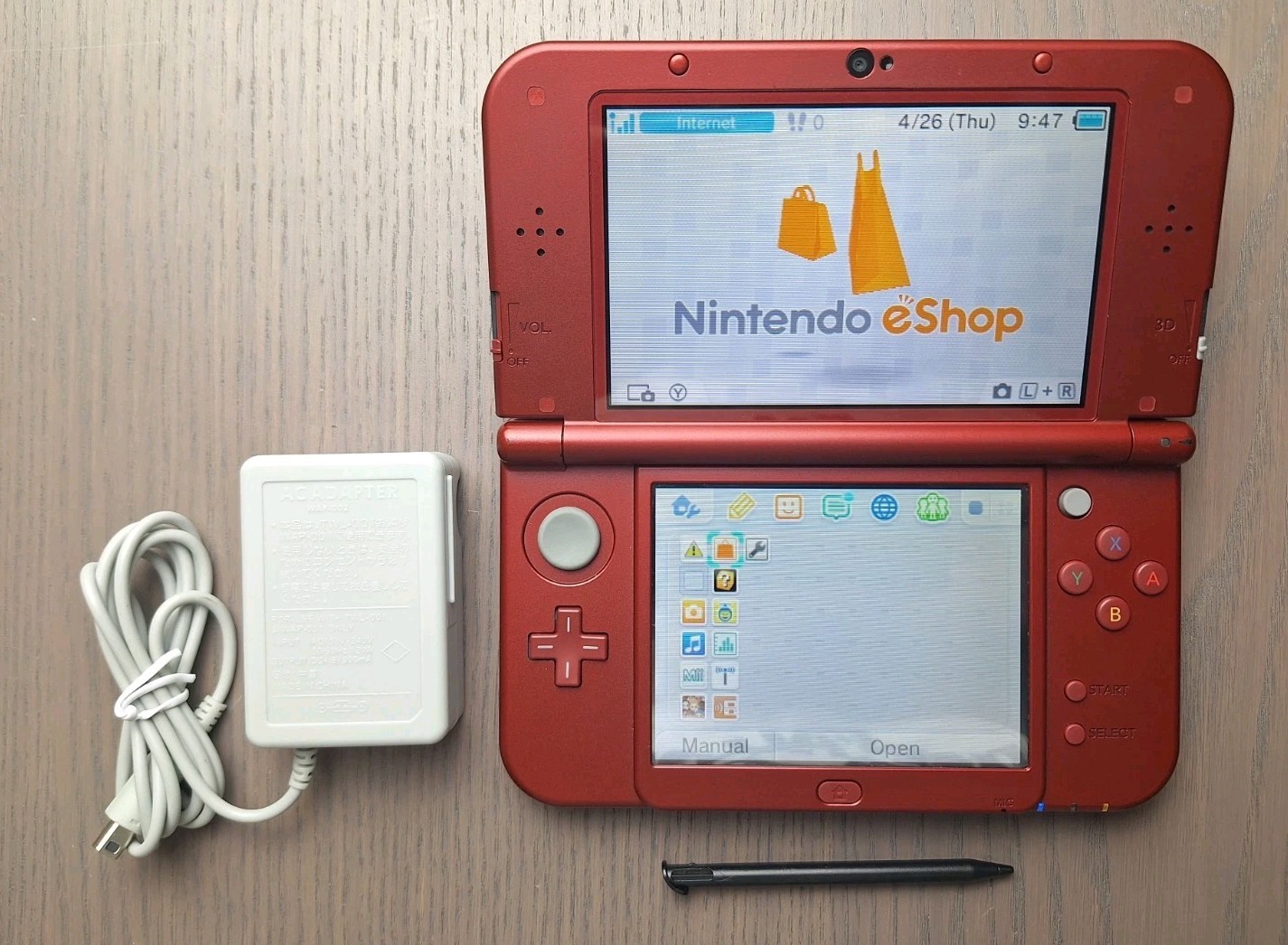 New Nintendo 3DS XL Metallic Red Charger + 32GB SD Card | Region Free