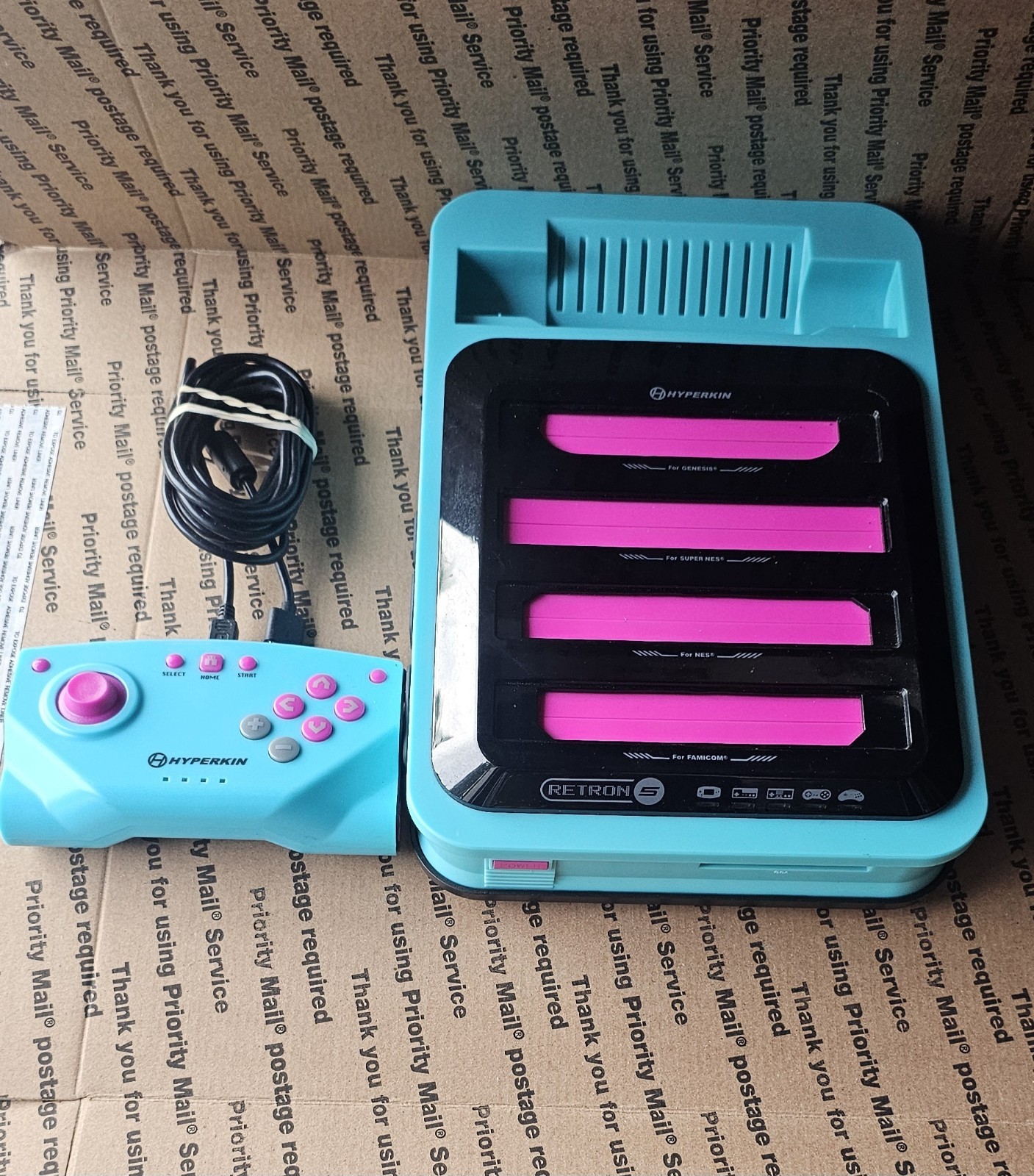 Hyperkin Retron 5 Console & Retron 5 Controller For PARTS or REPAIR Lot#4