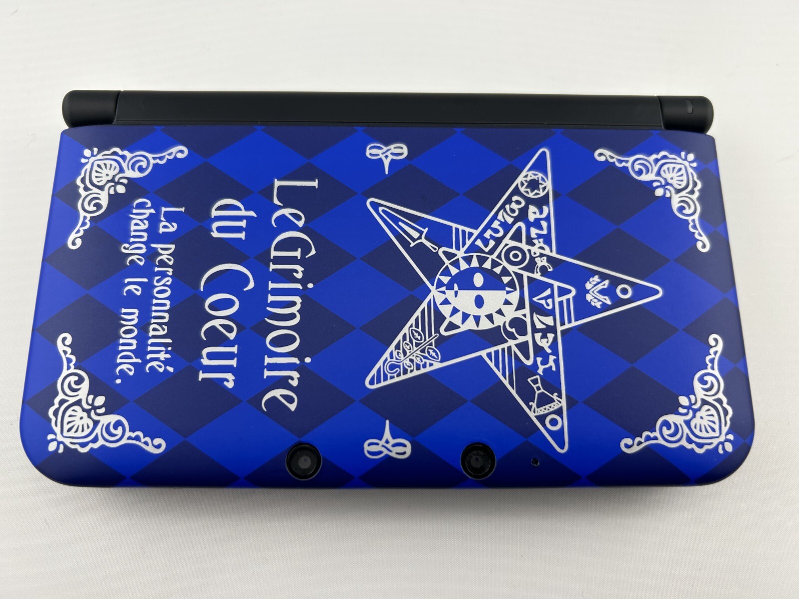 [S-rank] Nintendo 3DS LL Persona Q Edition with Charger/Stylus Region is Japan