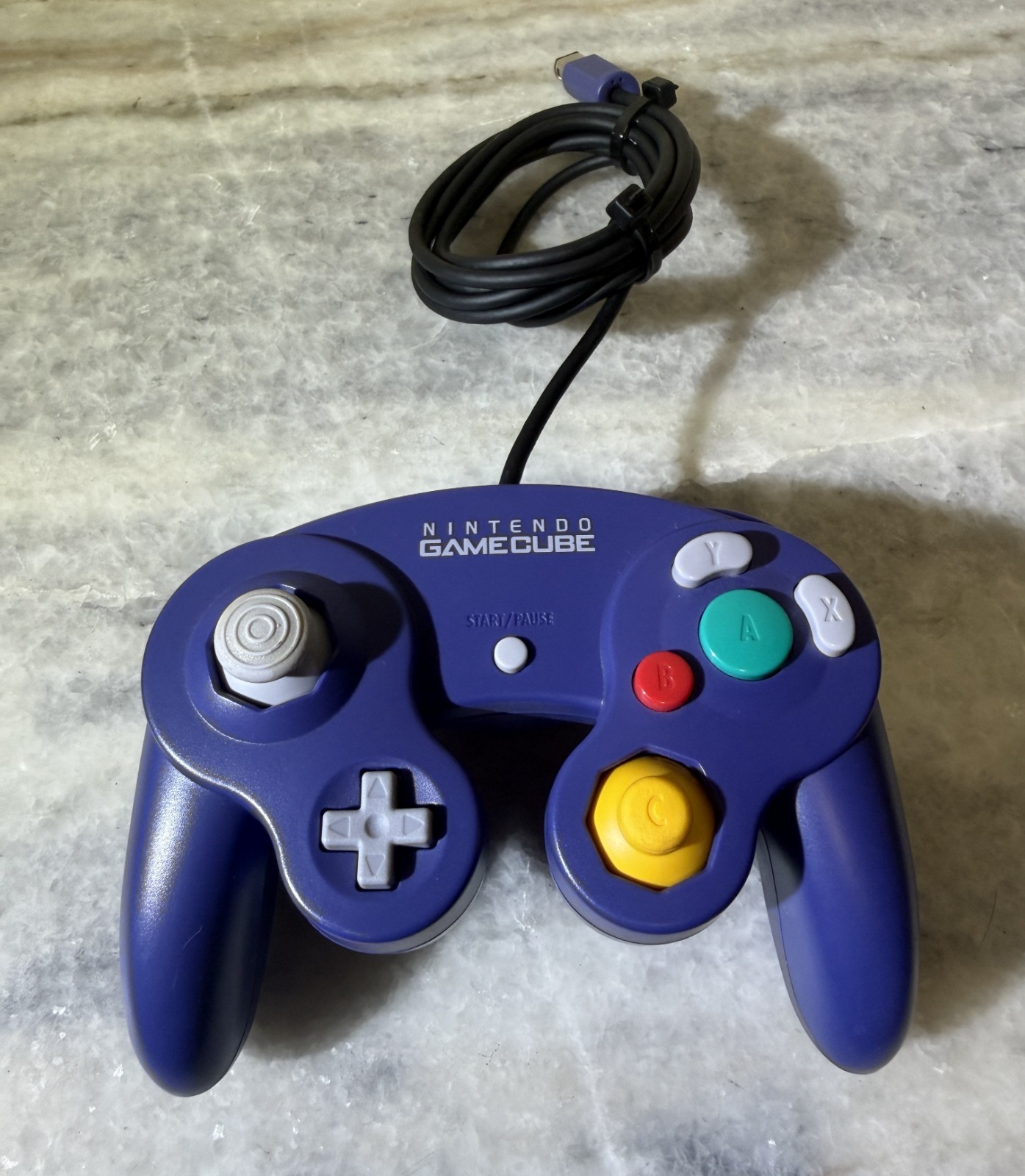 Nintendo Wii GameCube-Compatible Bundle – Indigo Controller & HDMI Adapter