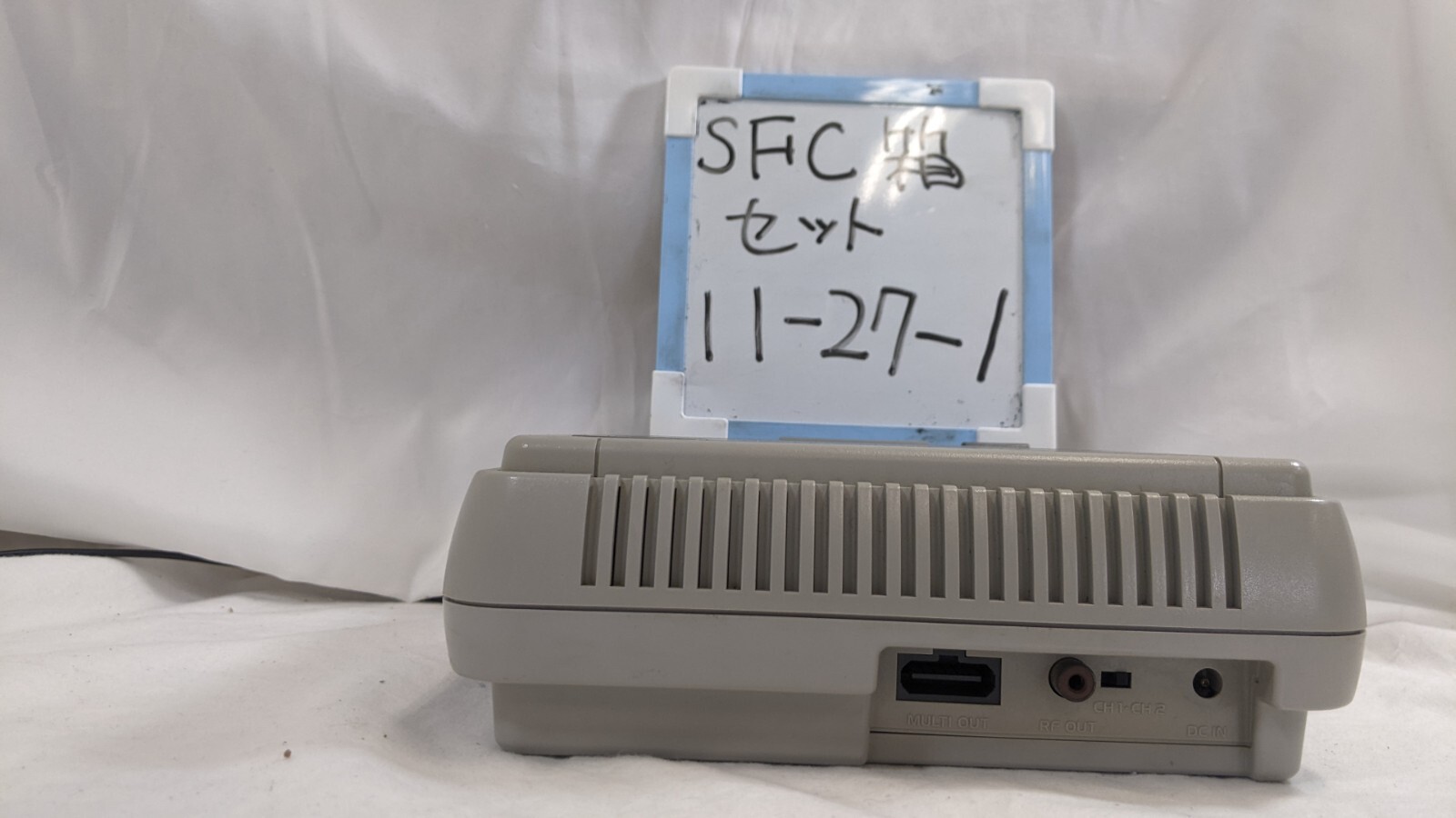 Nintendo Super Famicon SNES Console complete in Box excellent Condition 11-27-1