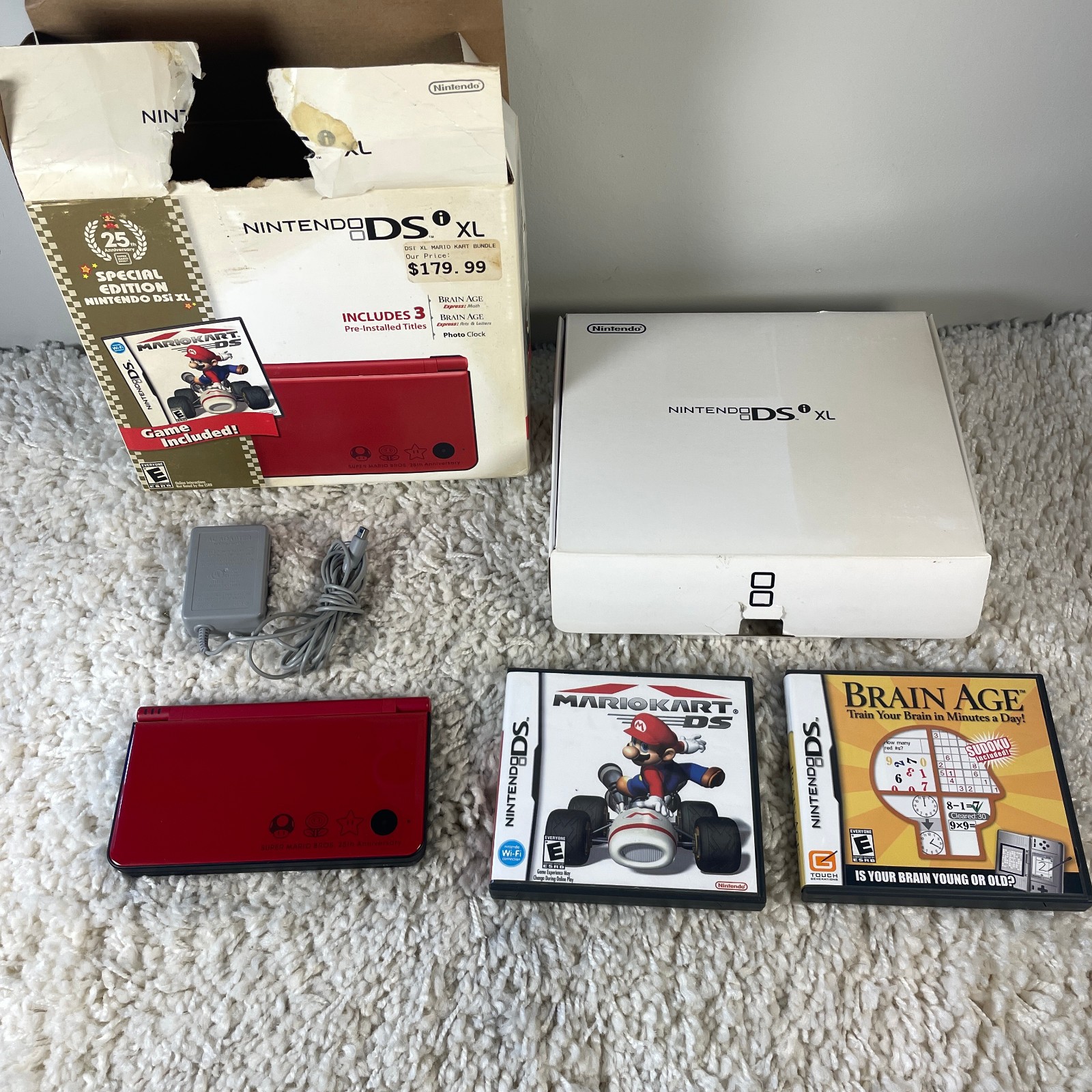 Nintendo DSi XL 25th Anniversary Super Mario Bros. Red Handheld UTL-001 in Box