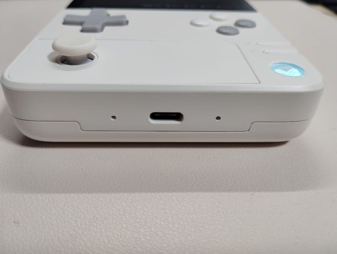 AYANEO POCKET DMG Snapdragon G3x Gen2 8GB+128GB