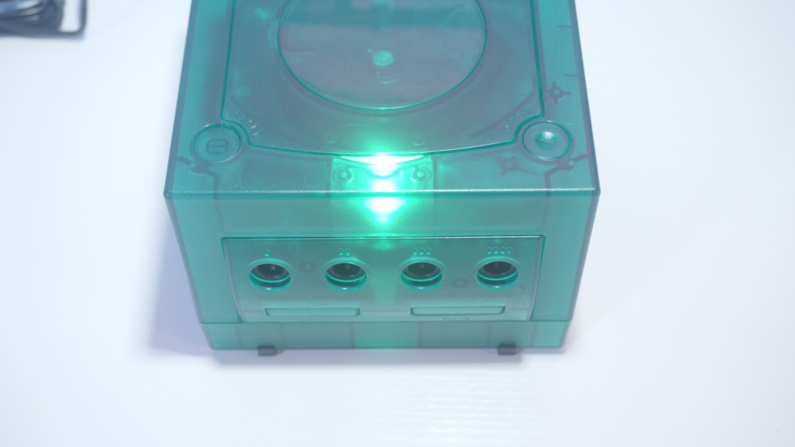 Clear Emerald Green Nintendo GameCube DOL-001 (USA) with Green LED & Controller