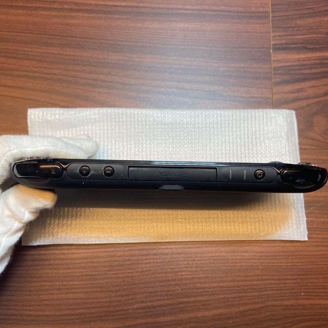PSVita 2000 Black 5602 From Japan
