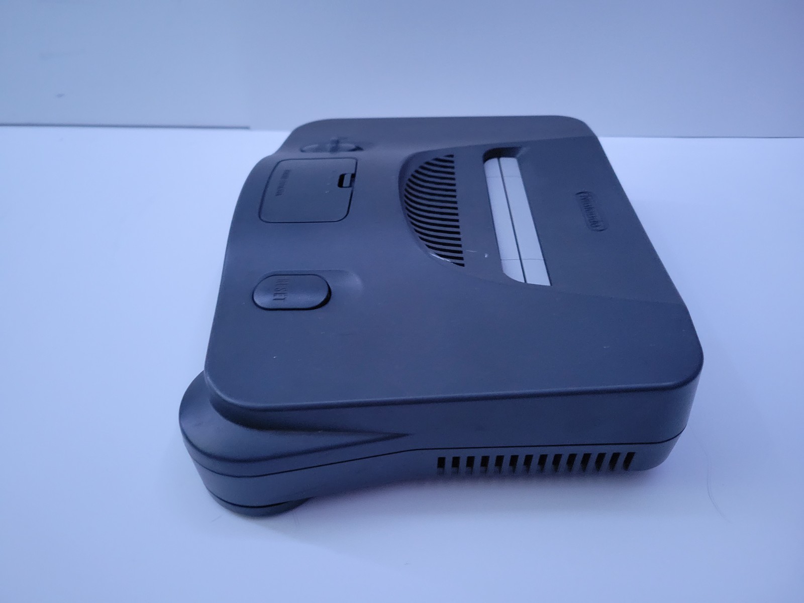Nintendo 64 Console Bundle w/ Games and Controller
