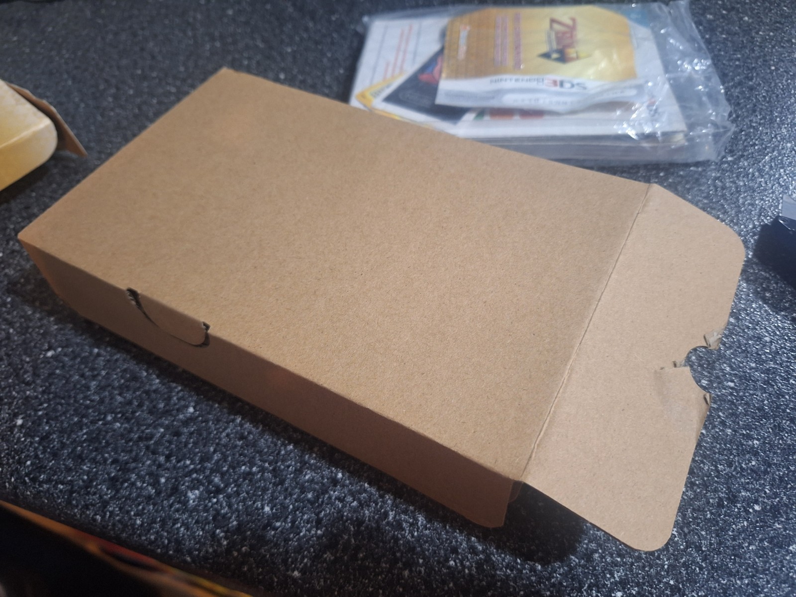 BOX + PAPERWORK ONLY Nintendo 3DS XL Limited Edition Zelda A Link Between Worlds