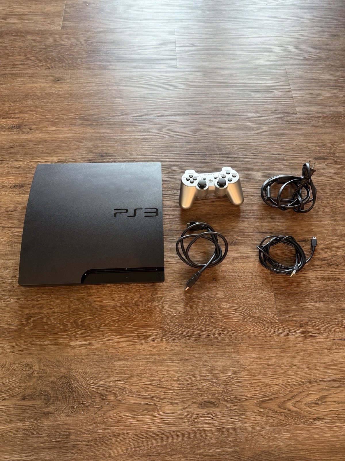 Sony PlayStation 3 Slim Black CECH-3001A With Cables And Controller