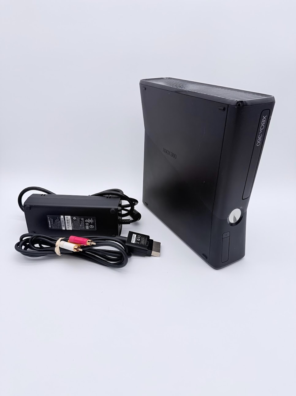 Microsoft Xbox 360S Black XBOX 360 SLIM Video Game Console System Bundle Set Kit